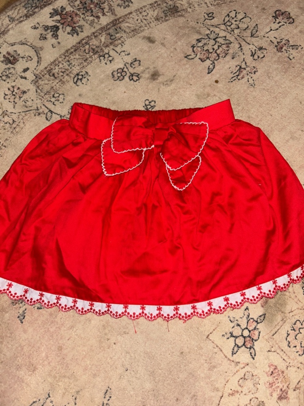 Girls' Red Bow-Accent Skort with Scalloped Trim